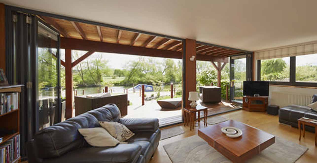 Aluminium Bi-Fold Doors Project, Pangbourne