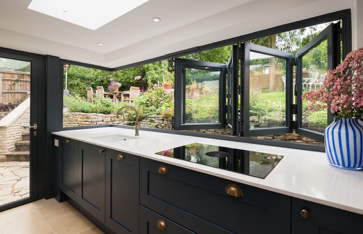 Origin bifold window