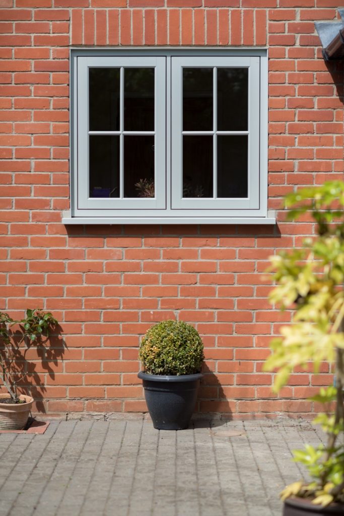 R7 Windows Thames Valley