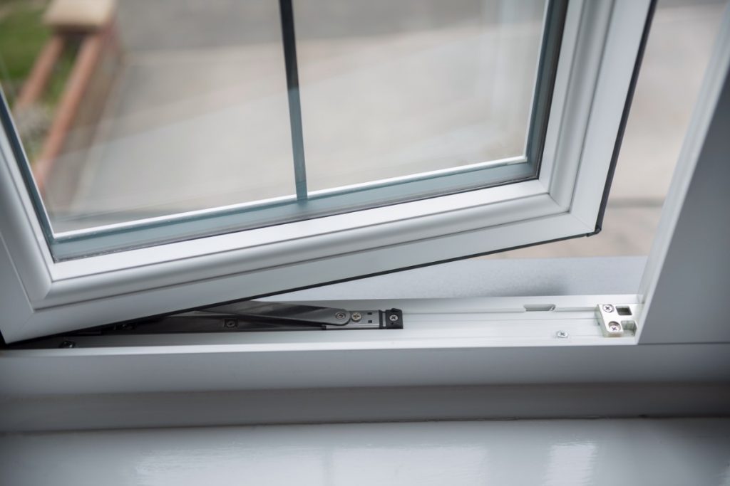 White R7 Window