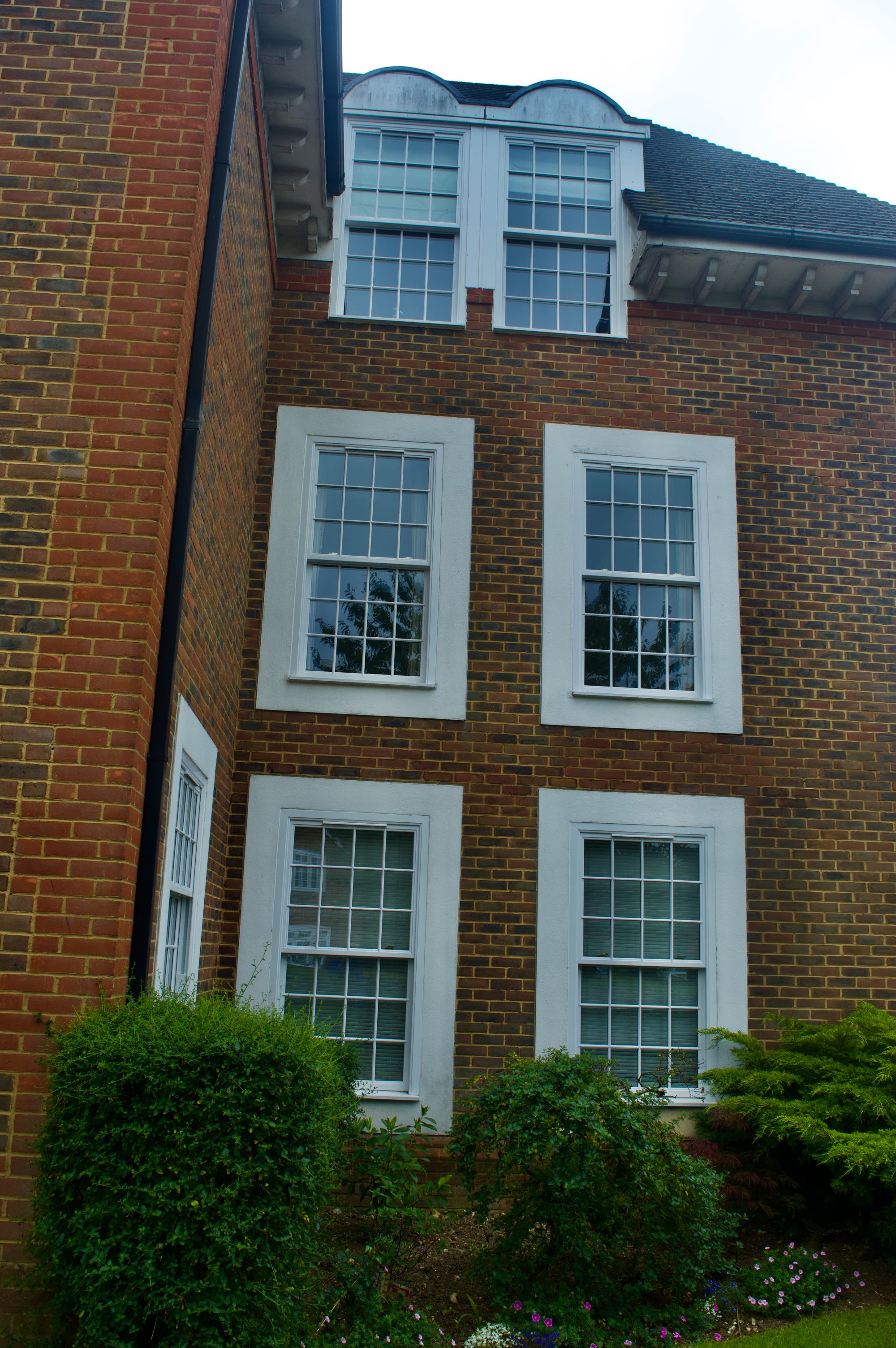 bespoke upvc sliding sash windows reading